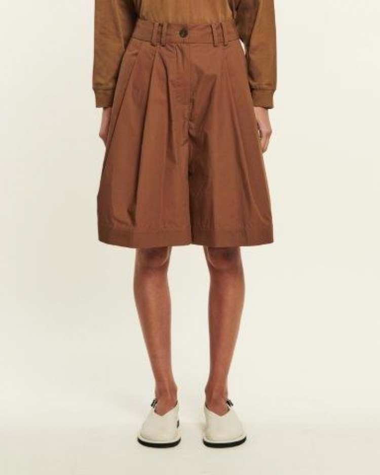 DOUBLE PLEAT EASY SHORT ALMOND
