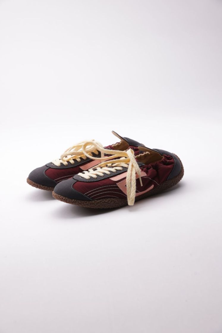 9.01 CORSAVINTAGE NYLON - RED VORTEX