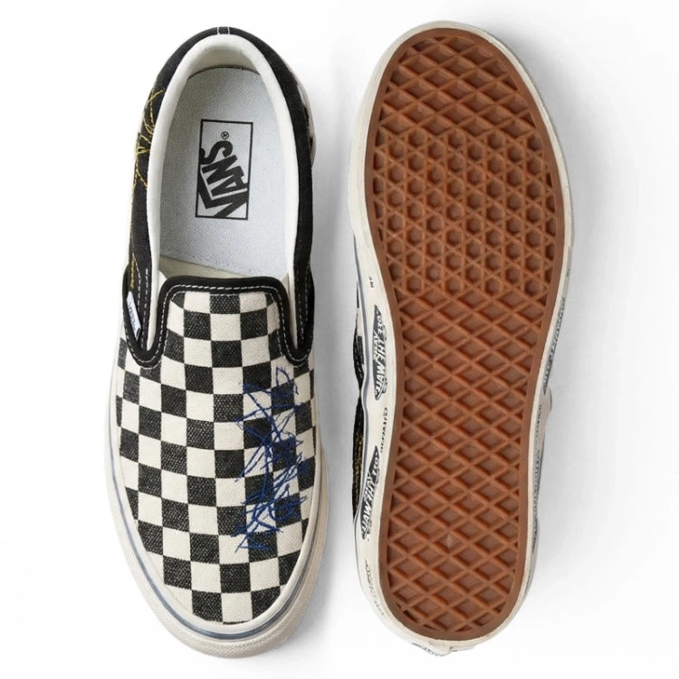 Classic Slip-On - Black/Multi
